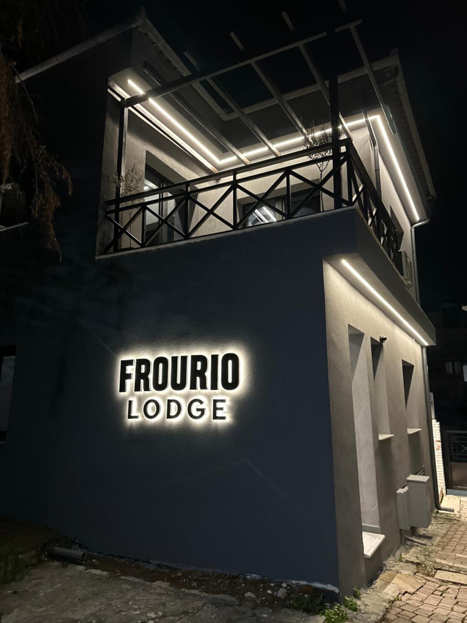 Frourio Lodge Α1 Larissa Exterior foto